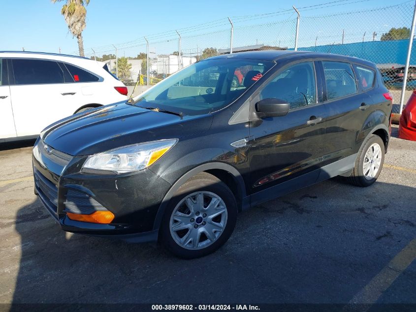 2015 Ford Escape S VIN: 1FMCU0F78FUB19725 Lot: 38979602