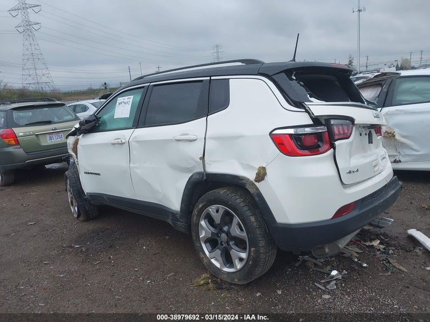 VIN 3C4NJDCB2JT423416 2018 JEEP COMPASS LIMITED