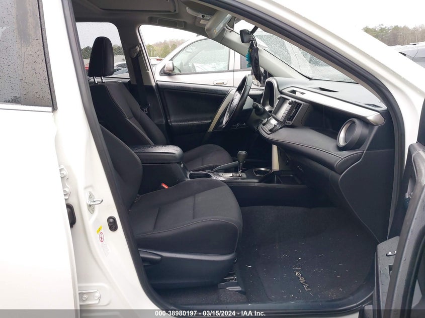 2017 TOYOTA RAV4 XLE - JTMWFREV2HJ705261