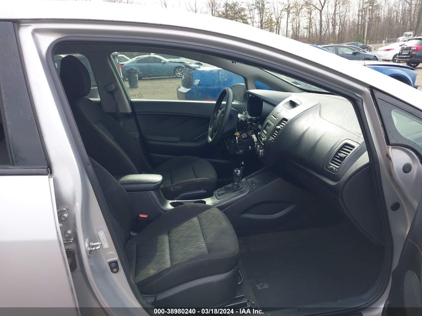 2016 KIA FORTE LX - KNAFK4A68G5477557