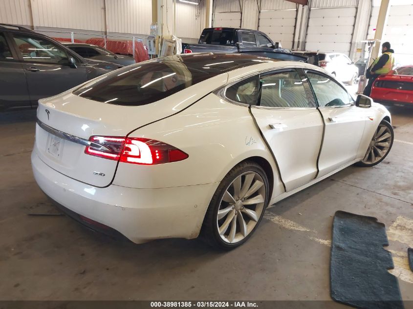 2016 Tesla Model S 60D/70D/75D/85D/90D VIN: 5YJSA1E25GF166869 Lot: 38981385