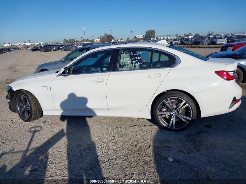 2021 BMW 3 Series 330E VIN: 3MW5P7J03M8C02882 Lot: 38981458