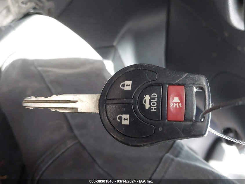 2017 NISSAN VERSA 1.6 SV - 3N1CN7AP2HL817393