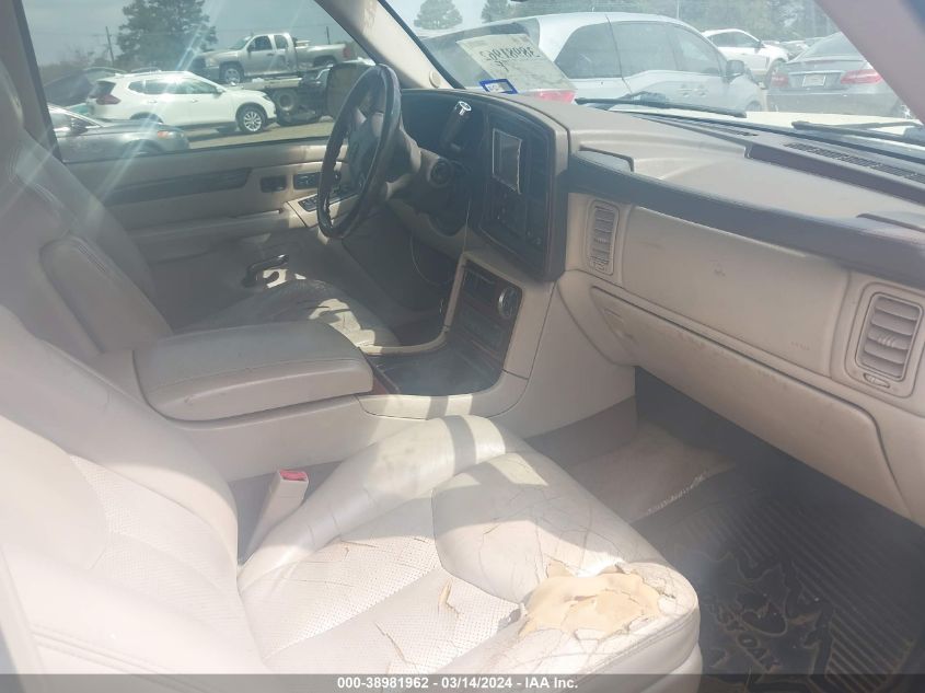 2003 Cadillac Escalade Standard VIN: 1GYEC63T43R158065 Lot: 38981962