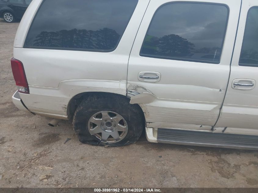 2003 Cadillac Escalade Standard VIN: 1GYEC63T43R158065 Lot: 38981962