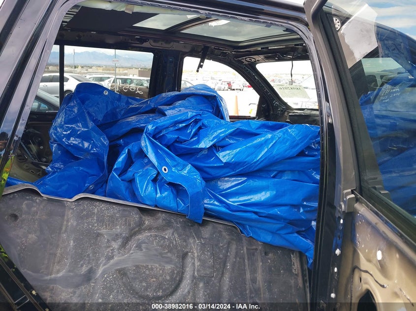 2022 CHEVROLET TAHOE 4WD HIGH COUNTRY - 1GNSKTKL9NR239911