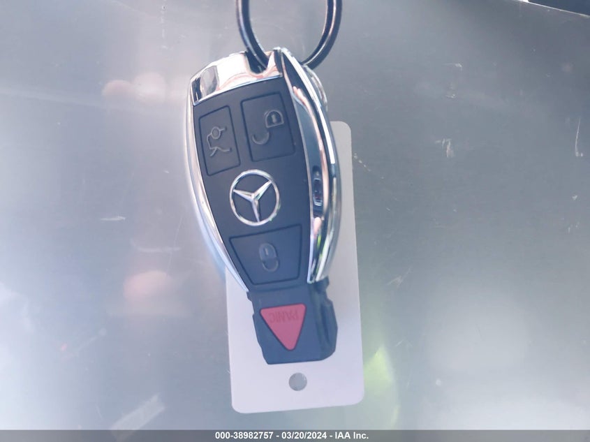 2018 MERCEDES-BENZ C 300 - 55SWF4JBXJU246541