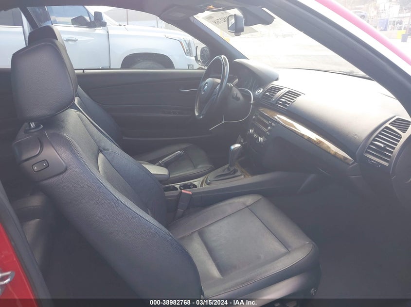 2011 BMW 128I VIN: WBAUN1C50BVH83813 Lot: 38982768