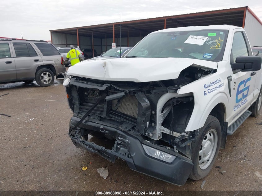 VIN 1FTMF1C54PKF11268 2023 FORD F-150 XL