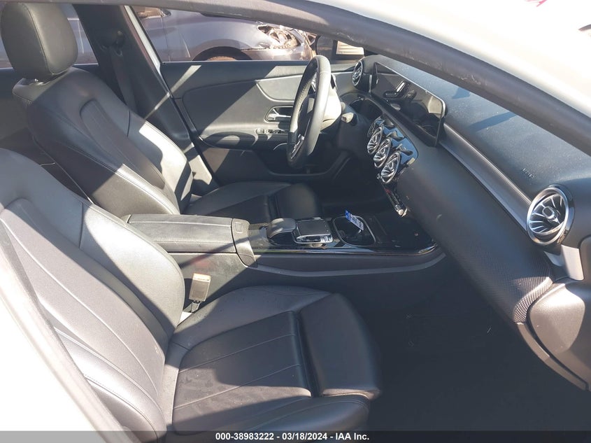 2019 Mercedes-Benz A 220 VIN: WDD3G4EB3KW000610 Lot: 38983222
