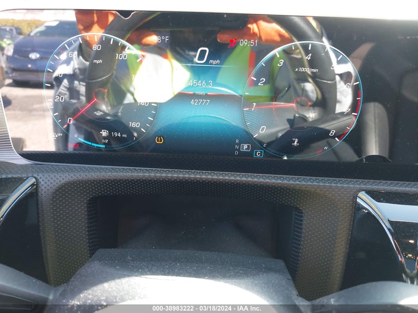 VIN WDD3G4EB3KW000610 2019 MERCEDES-BENZ A 220