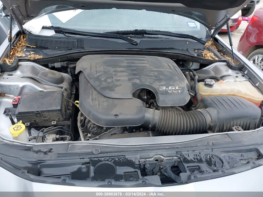 VIN 2C3CCAEG5HH586402 2017 CHRYSLER 300C