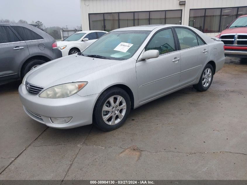 2005 Toyota Camry Xle VIN: 4T1BF30K45U596283 Lot: 40502748