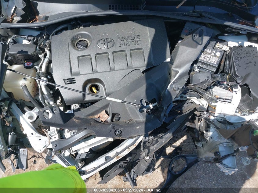 VIN NMTKHMBX9JR012860 2018 TOYOTA C-HR XLE/XLE PREMIUM