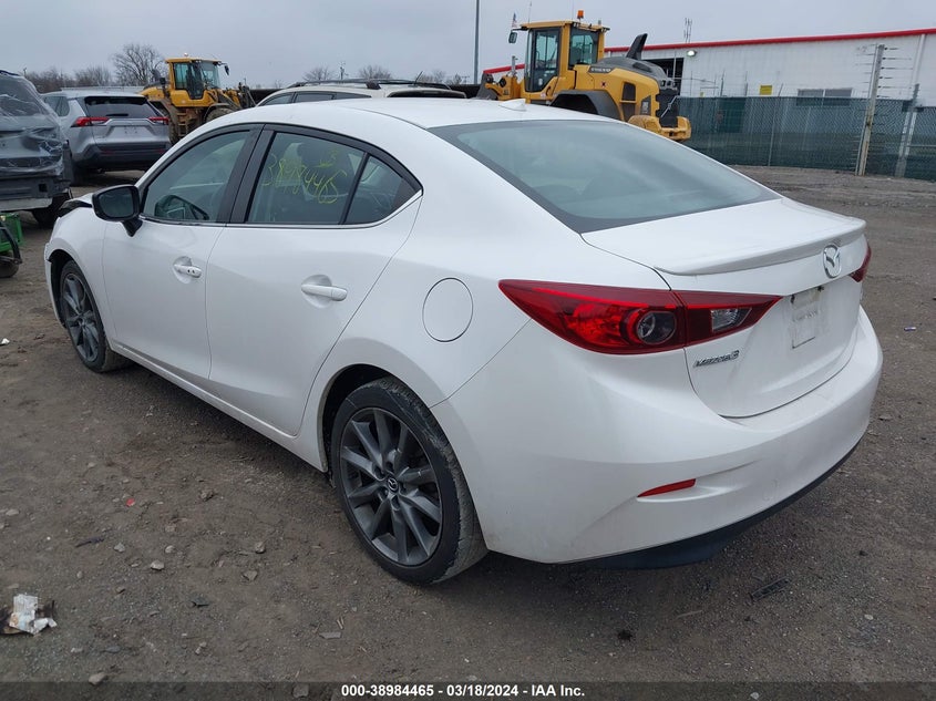VIN 3MZBN1V32JM212543 2018 MAZDA MAZDA3 TOURING