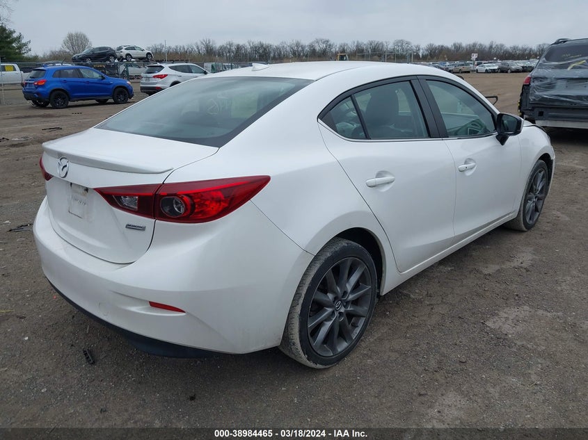 VIN 3MZBN1V32JM212543 2018 MAZDA MAZDA3 TOURING