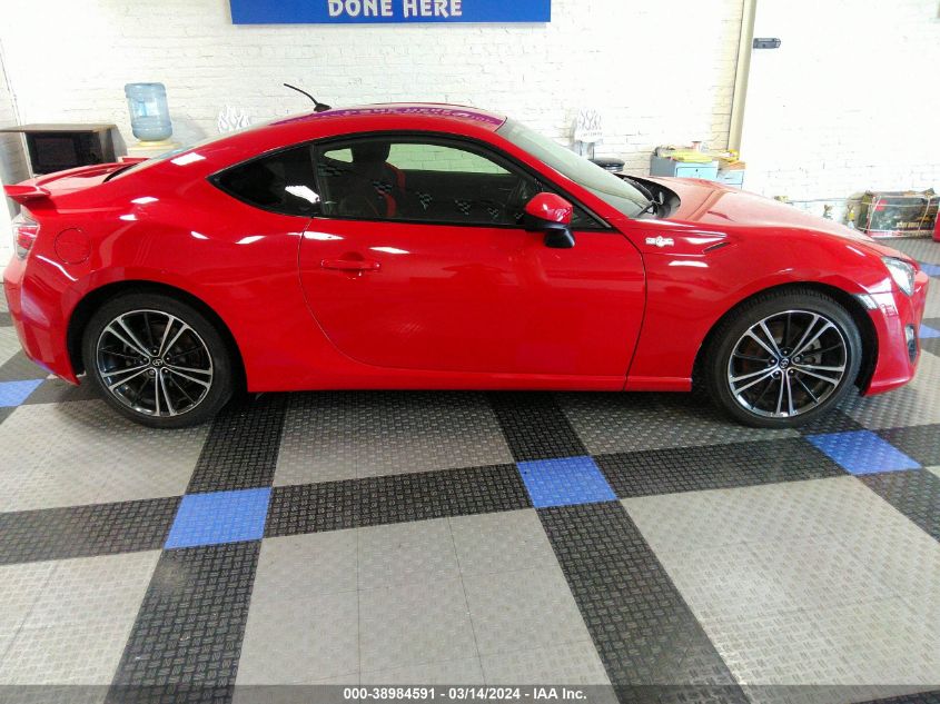 JF1ZNAA13D2709821 | 2013 SCION FR-S