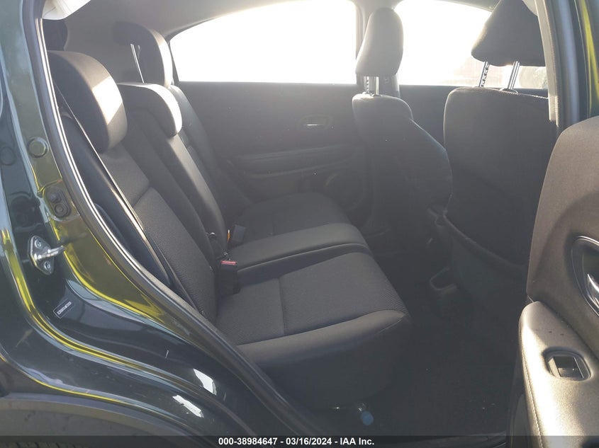 VIN 3CZRU6H34JM720939 2018 HONDA HR-V LX