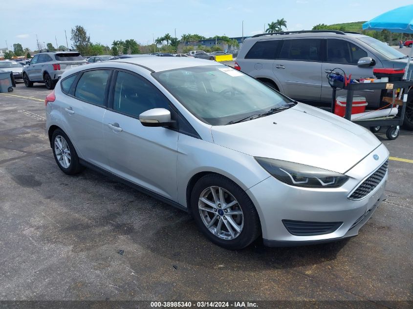 2015 FORD FOCUS SE - 1FADP3K28FL223901