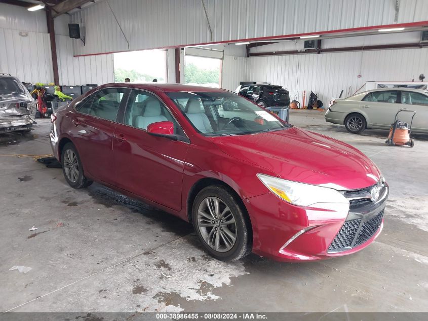 4T1BF1FK4HU726711 2017 TOYOTA CAMRY - Image 1