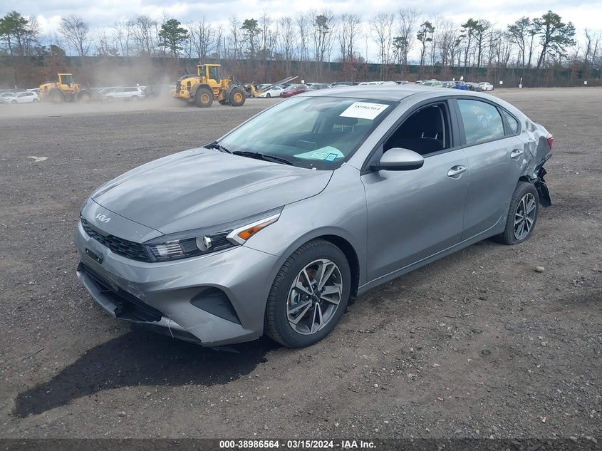 VIN 3KPF24ADXRE737577 2024 KIA FORTE LXS