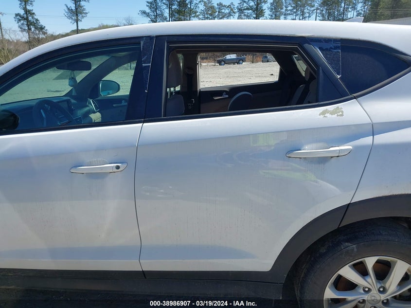 2019 HYUNDAI TUCSON SE - KM8J23A45KU029387