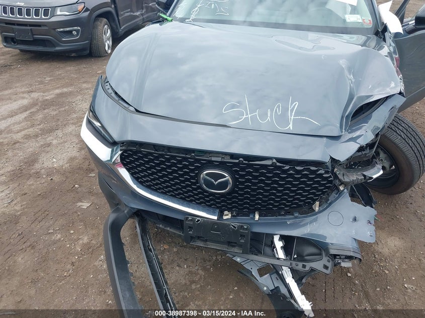 VIN 3MVDMBCM8PM518203 2023 MAZDA CX-30 2.5 S CARBON EDITION