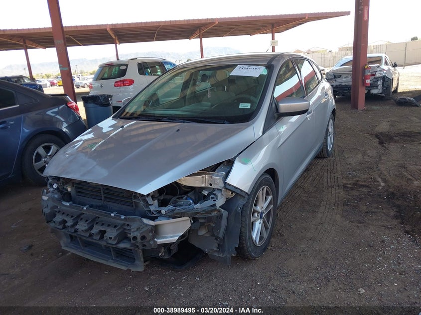 VIN 1FADP3K26JL326923 2018 FORD FOCUS SE
