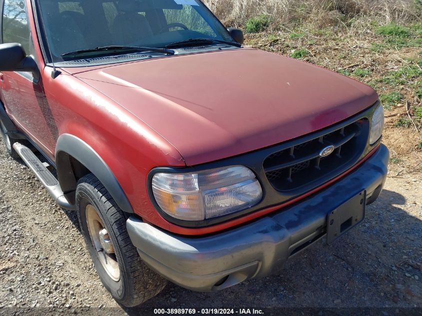 1999 Ford Explorer Sport VIN: 1FMCU24X5XUB16040 Lot: 38989769