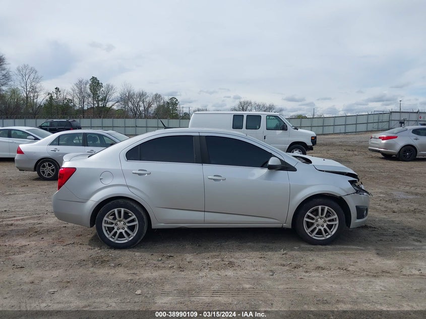 2013 CHEVROLET SONIC LT MANUAL - 1G1JD5SH9D4183897