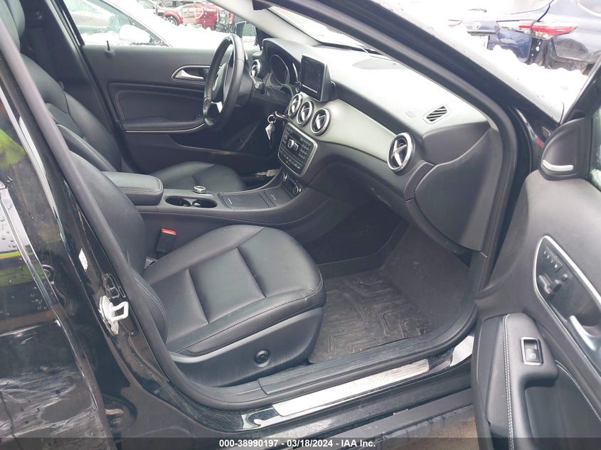2015 Mercedes-Benz Gla 250 4Matic VIN: WDCTG4GB2FJ155623 Lot: 38990197