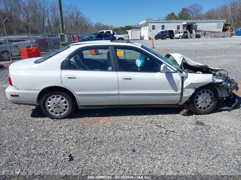 1997 Honda Accord Ex VIN: 1HGCD565XVA255582 Lot: 38990224