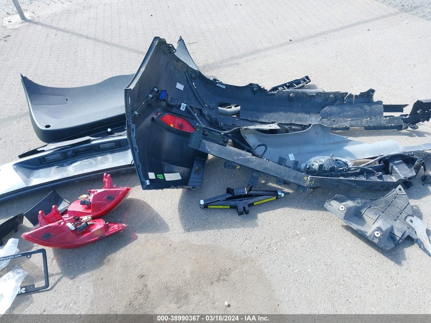 2018 HYUNDAI TUCSON LIMITED - KM8J3CA22JU784393