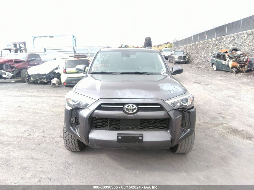 2022 Toyota 4Runner Sr5 VIN: JTEMU5JR2N6000811 Lot: 38990955