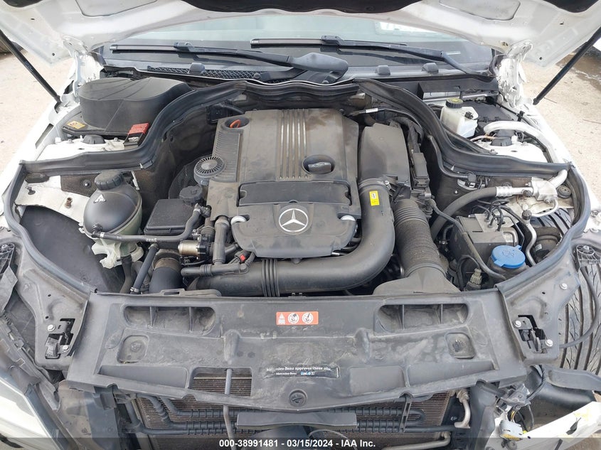 2014 MERCEDES-BENZ C-CLASS VIN: WDDGF4HB6EA965561