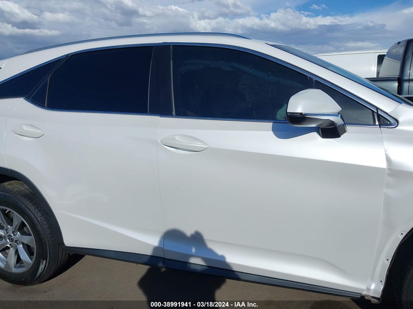 VIN 2T2ZZMCA4JC101067 2018 LEXUS RX 350