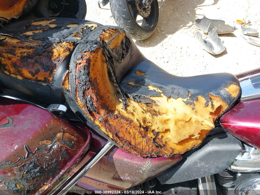 2017 HARLEY-DAVIDSON FLTRU - 1HD1KGD19HB632469