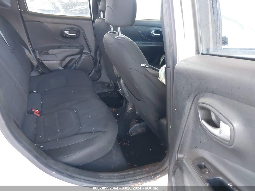 VIN ZACNJDB17NPN49306 2022 JEEP RENEGADE LATITUDE