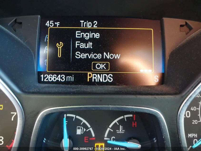 VIN 1FMCU0GD3JUD04469 2018 FORD ESCAPE SE