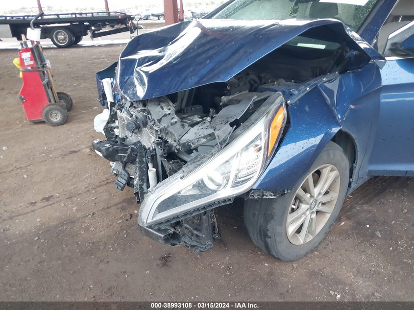 VIN 5NPE24AF9HH561564 2017 HYUNDAI SONATA SE
