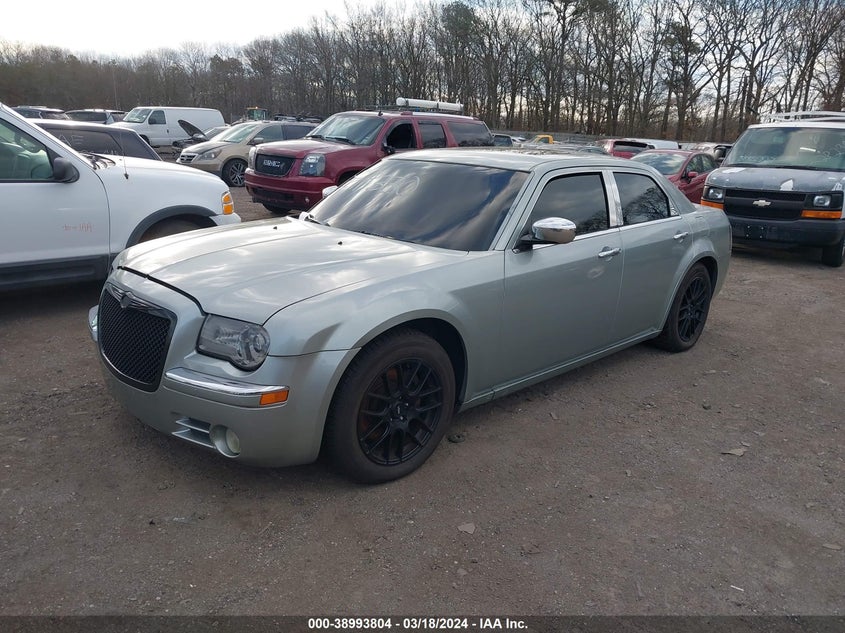 2005 Chrysler 300C VIN: 2C3AA63H85H560927 Lot: 38993804