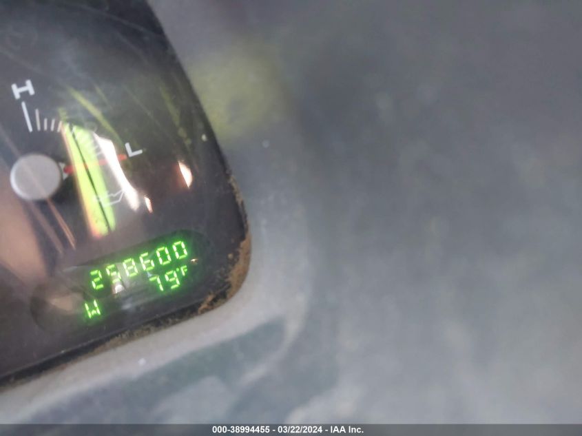 2004 Ford Expedition Xlt VIN: 1FMRU15WX4LA14213 Lot: 38994455