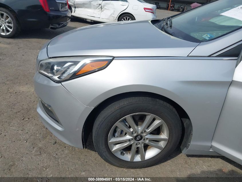 2015 HYUNDAI SONATA SE - 5NPE24AF5FH048390