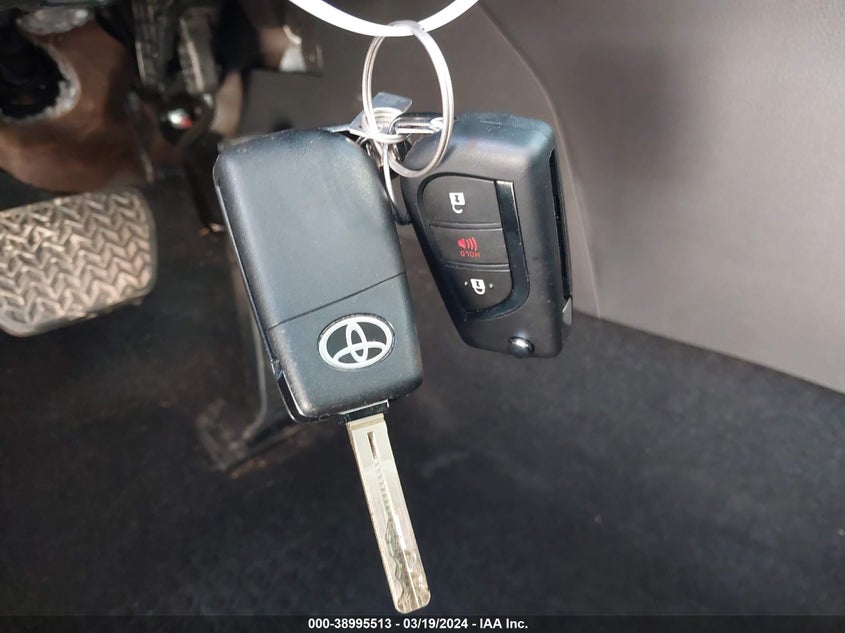 2022 TOYOTA RAV4 LE - 2T3H1RFVXNW215170