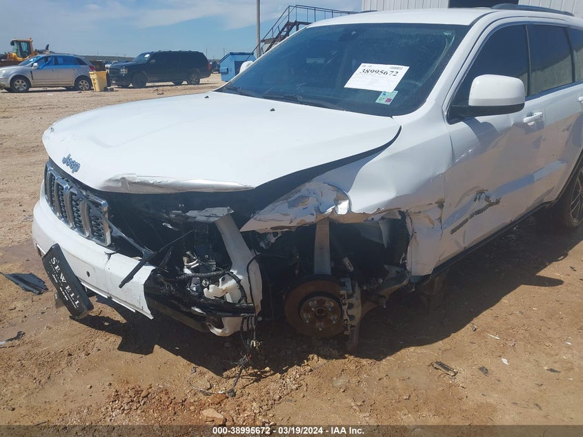 VIN 1C4RJEAG3JC481276 2018 JEEP GRAND CHEROKEE LAREDO E 4X2