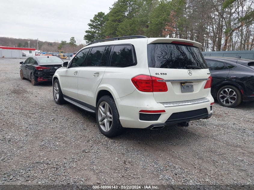 2013 MERCEDES-BENZ GL 550 4MATIC - 4JGDF7DE9DA116582