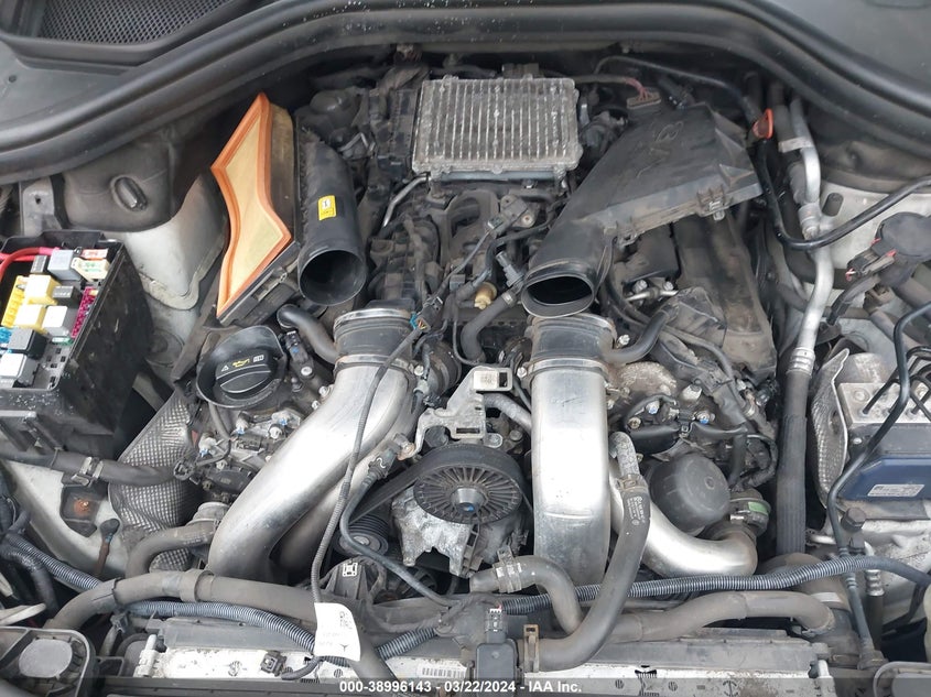 2013 MERCEDES-BENZ GL 550 4MATIC - 4JGDF7DE9DA116582