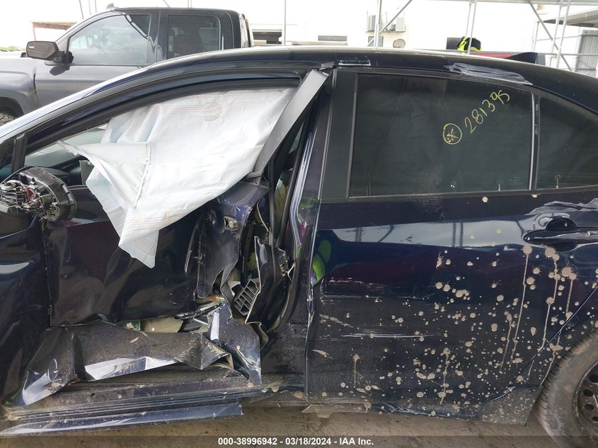 VIN 5YFEPMAE4NP281395 2022 TOYOTA COROLLA LE