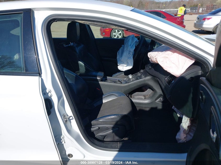 2015 CHRYSLER 200 S - 1C3CCCBB9FN675835