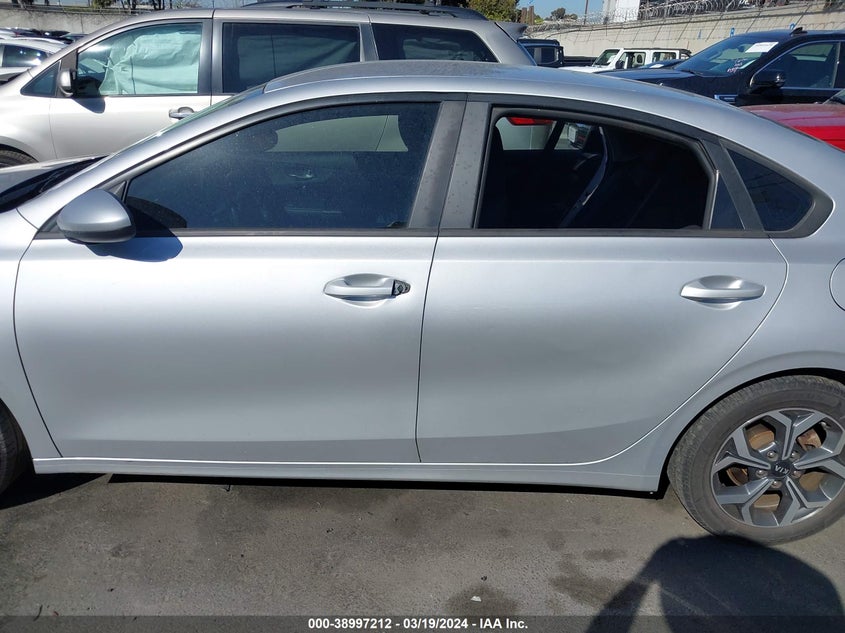 2019 KIA FORTE FE/LX/LXS - 3KPF24ADXKE037824